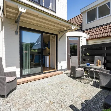 In Near Texel Apartament